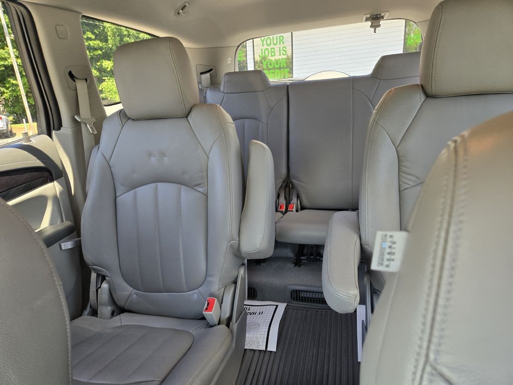 2015 Buick Enclave Image 19