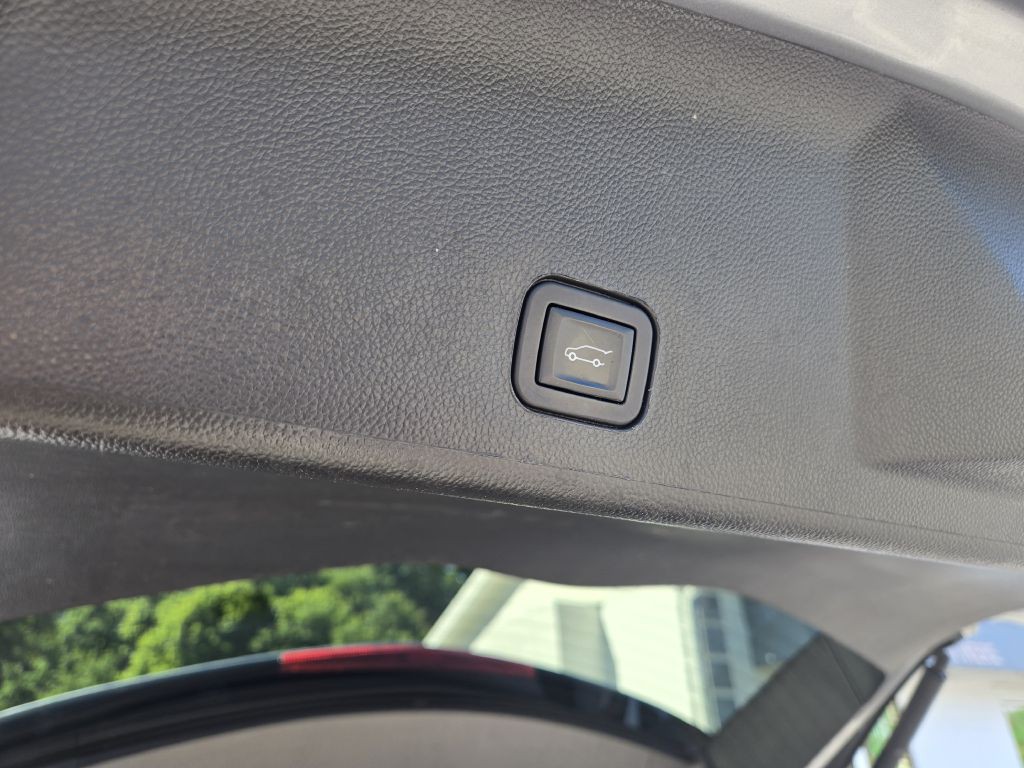 2016 Cadillac SRX Image 9