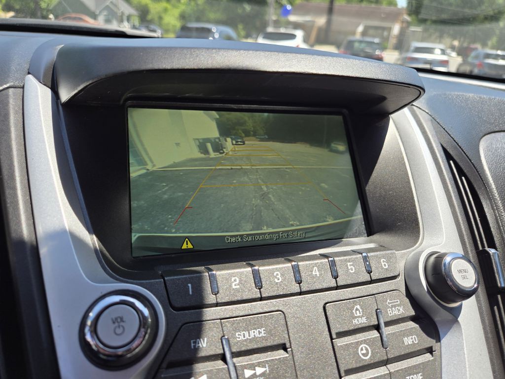 2016 Chevrolet Equinox Image 17