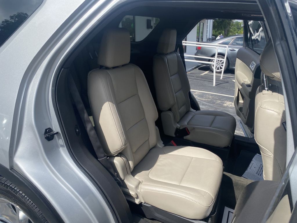 2015 Ford Explorer Image 27