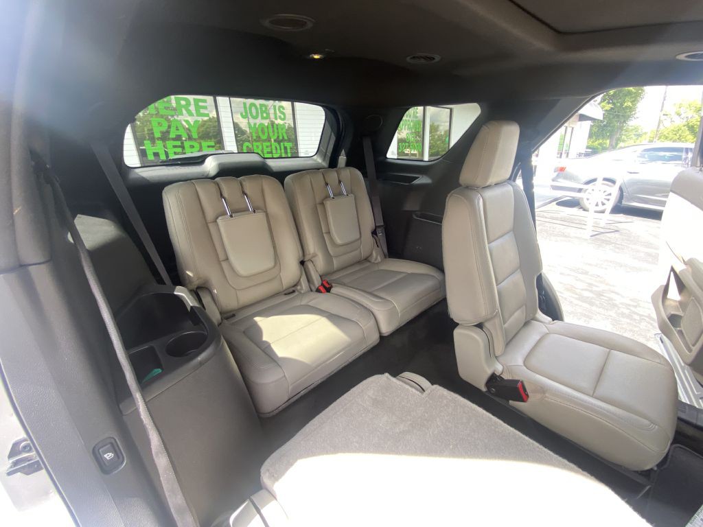 2015 Ford Explorer Image 30