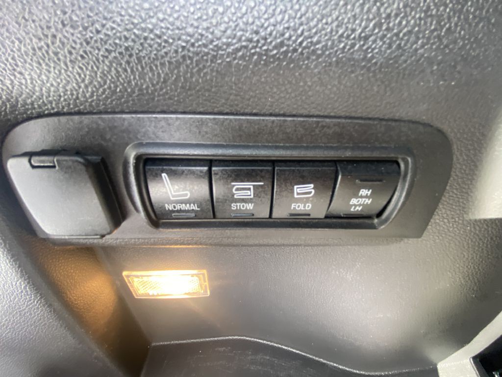 2015 Ford Explorer Image 34