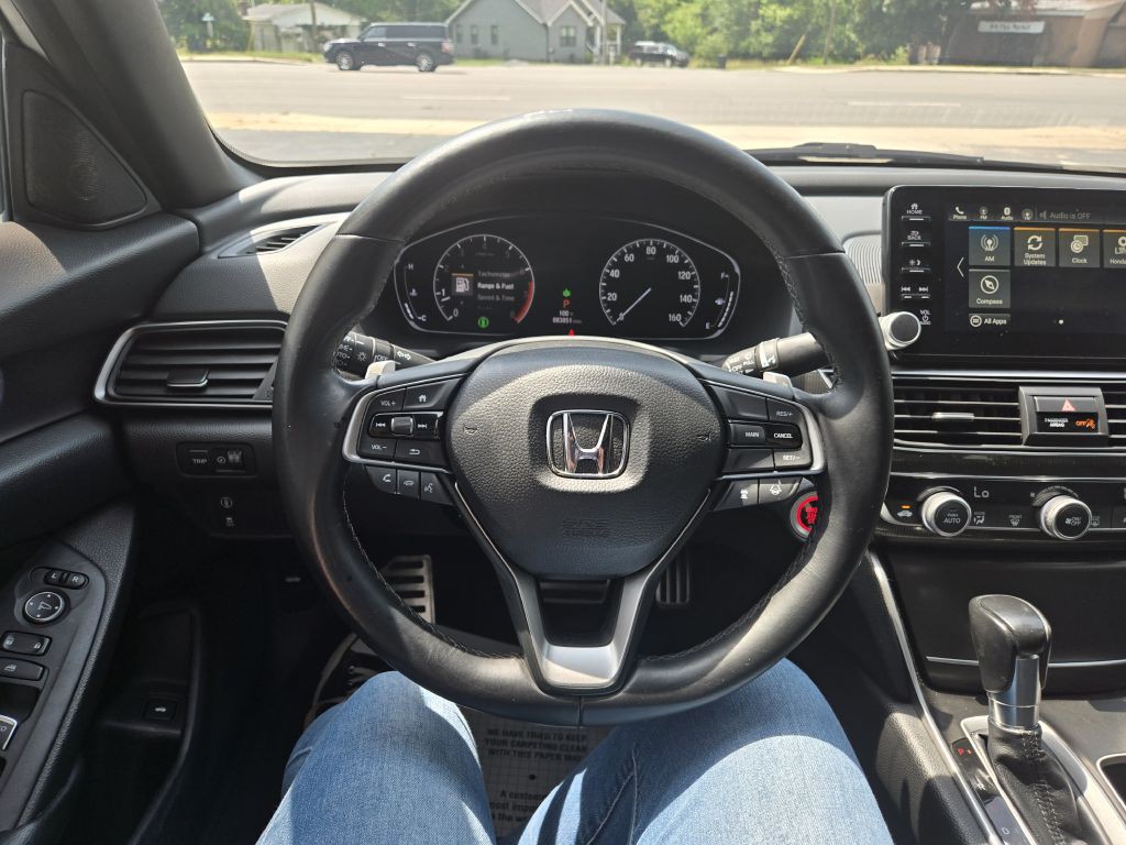 2018 Honda Accord Image 12