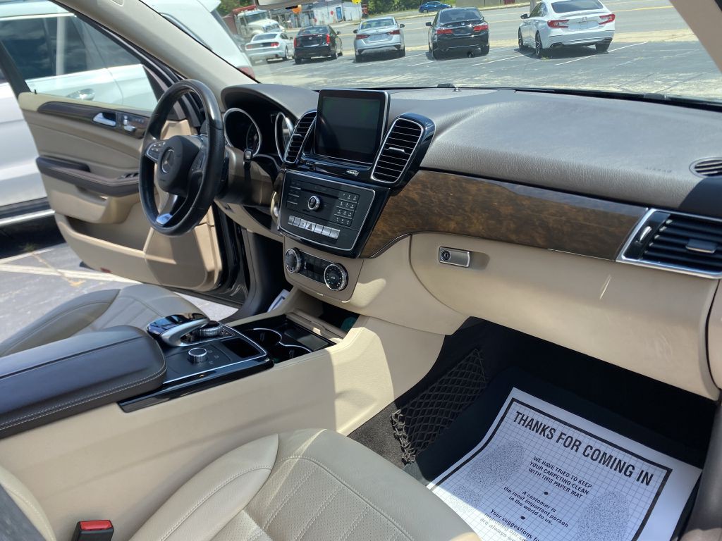 2016 Mercedes-Benz GLE-Class Image 10