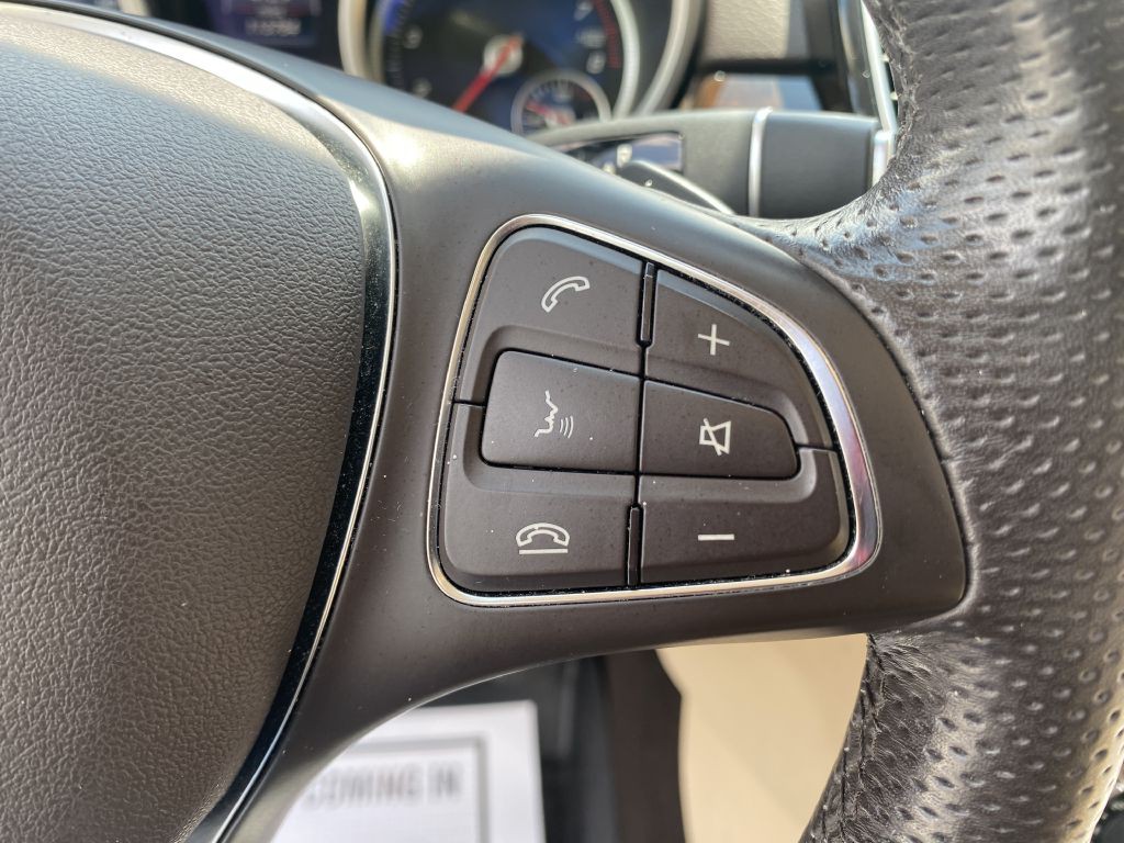2016 Mercedes-Benz GLE-Class Image 17