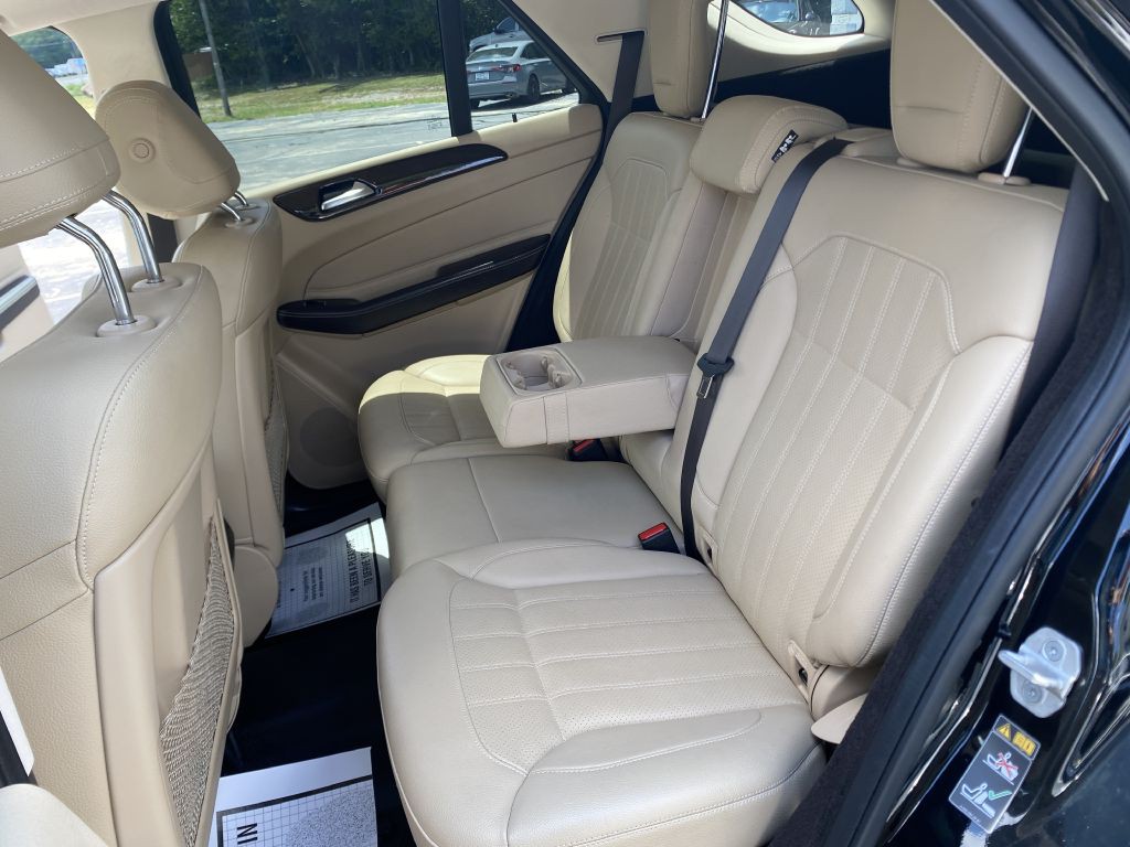 2016 Mercedes-Benz GLE-Class Image 28
