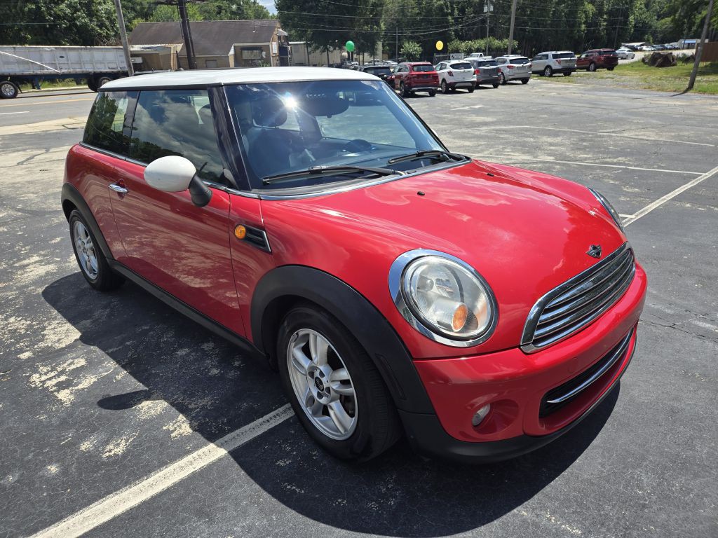 2013 MINI Cooper Image 1