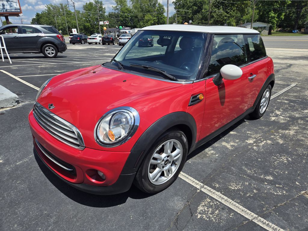 2013 MINI Cooper Image 3
