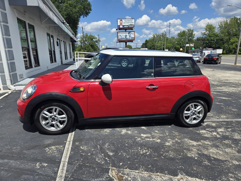 2013 MINI Cooper Image 4