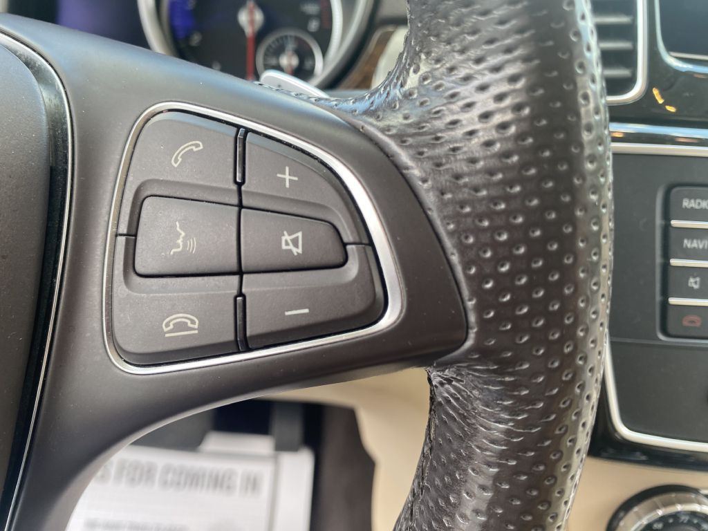 2017 Mercedes-Benz GLS-Class Image 17