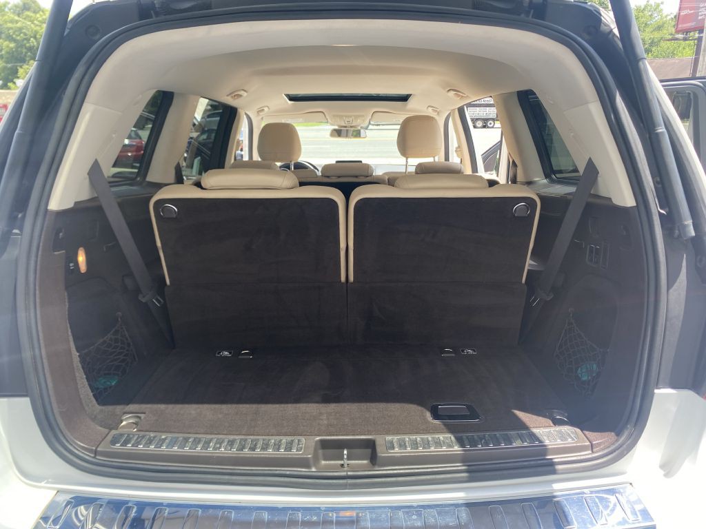 2017 Mercedes-Benz GLS-Class Image 35