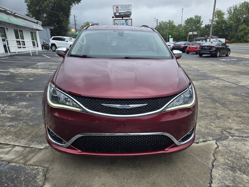 2017 Chrysler Pacifica Image 2