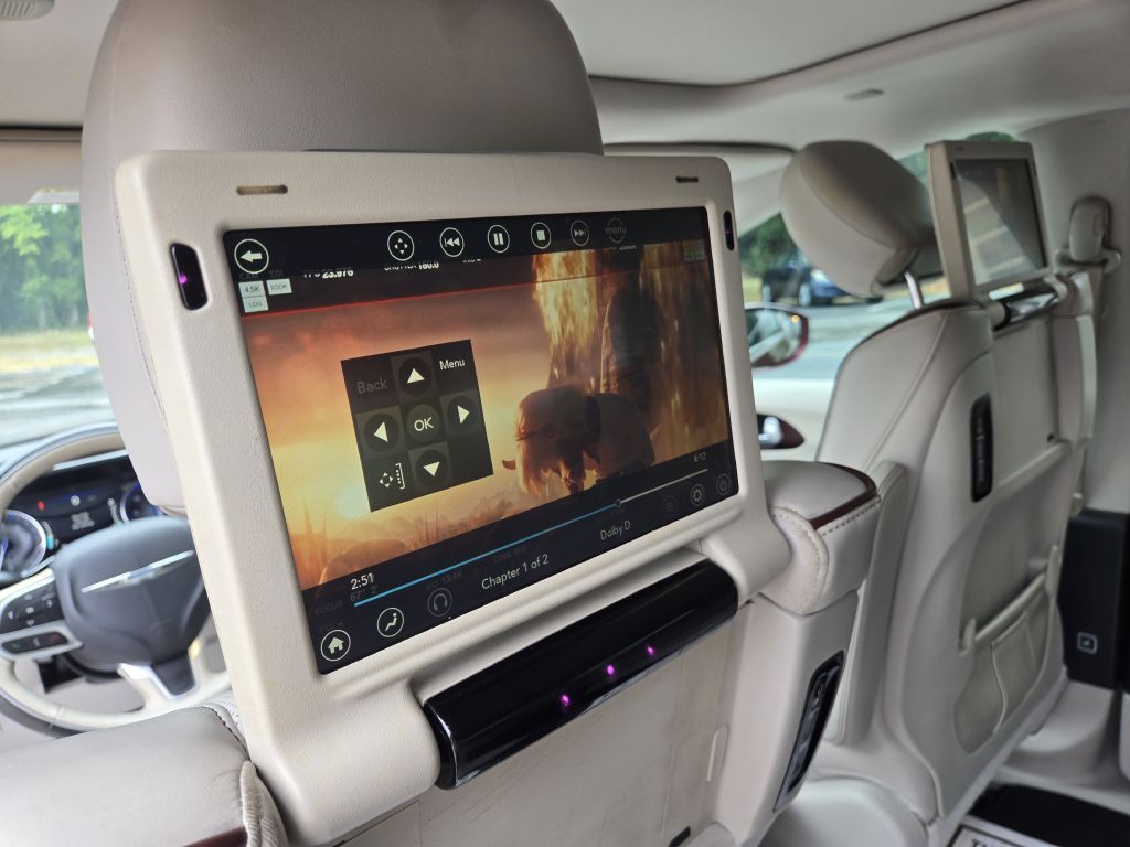 2017 Chrysler Pacifica Image 15