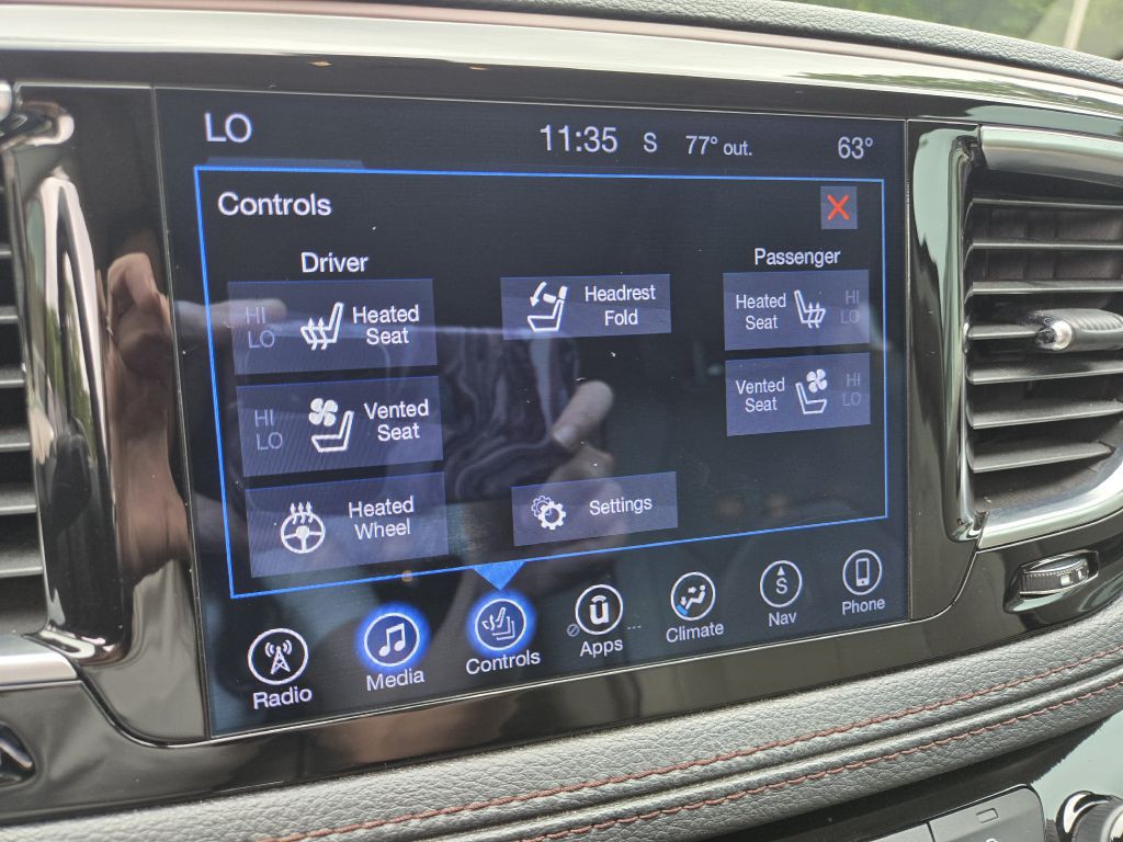 2017 Chrysler Pacifica Image 21