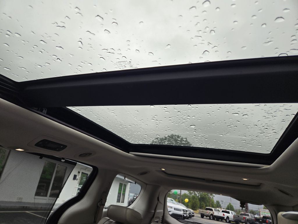 2017 Chrysler Pacifica Image 22