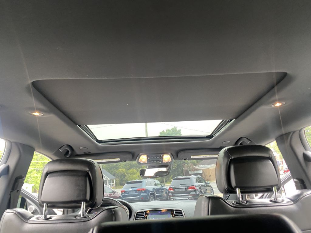 2019 Jeep Grand Cherokee Image 38