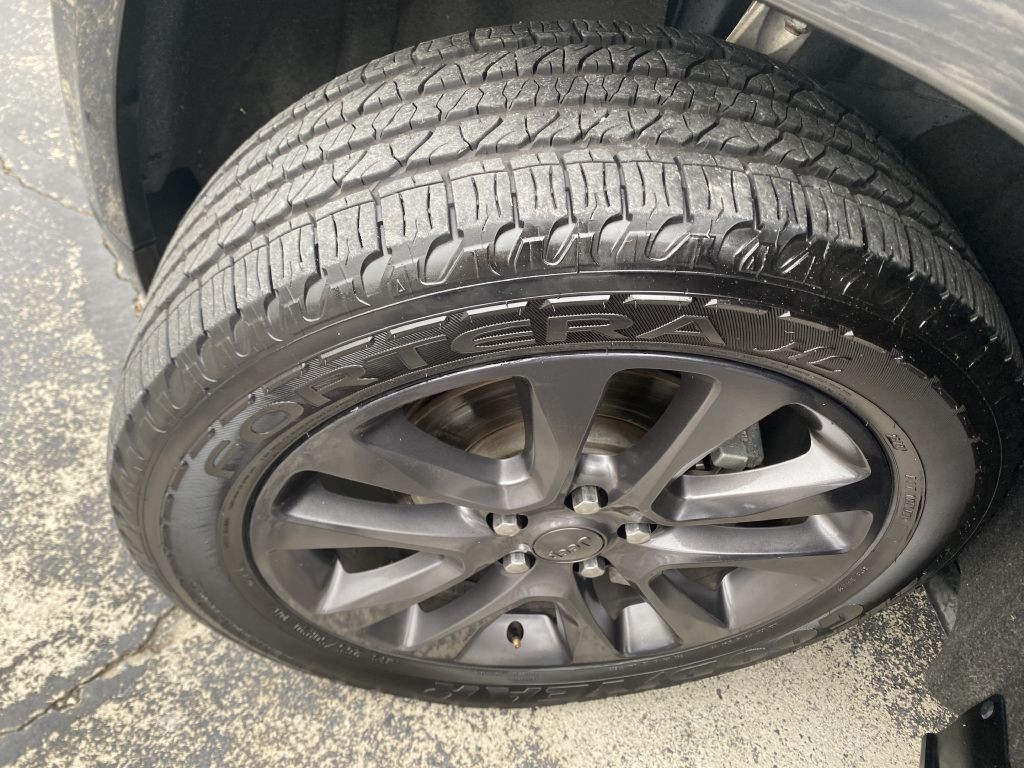 2019 Jeep Grand Cherokee Image 41