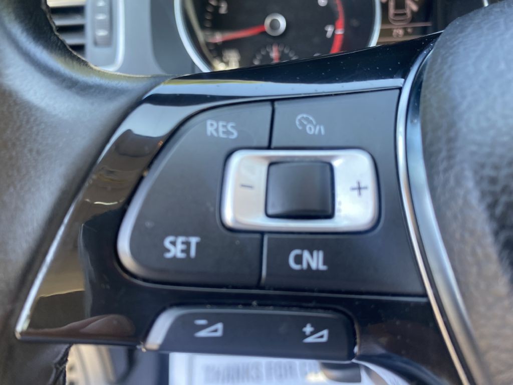 2017 Volkswagen Jetta Image 14
