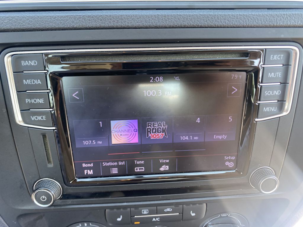 2017 Volkswagen Jetta Image 15
