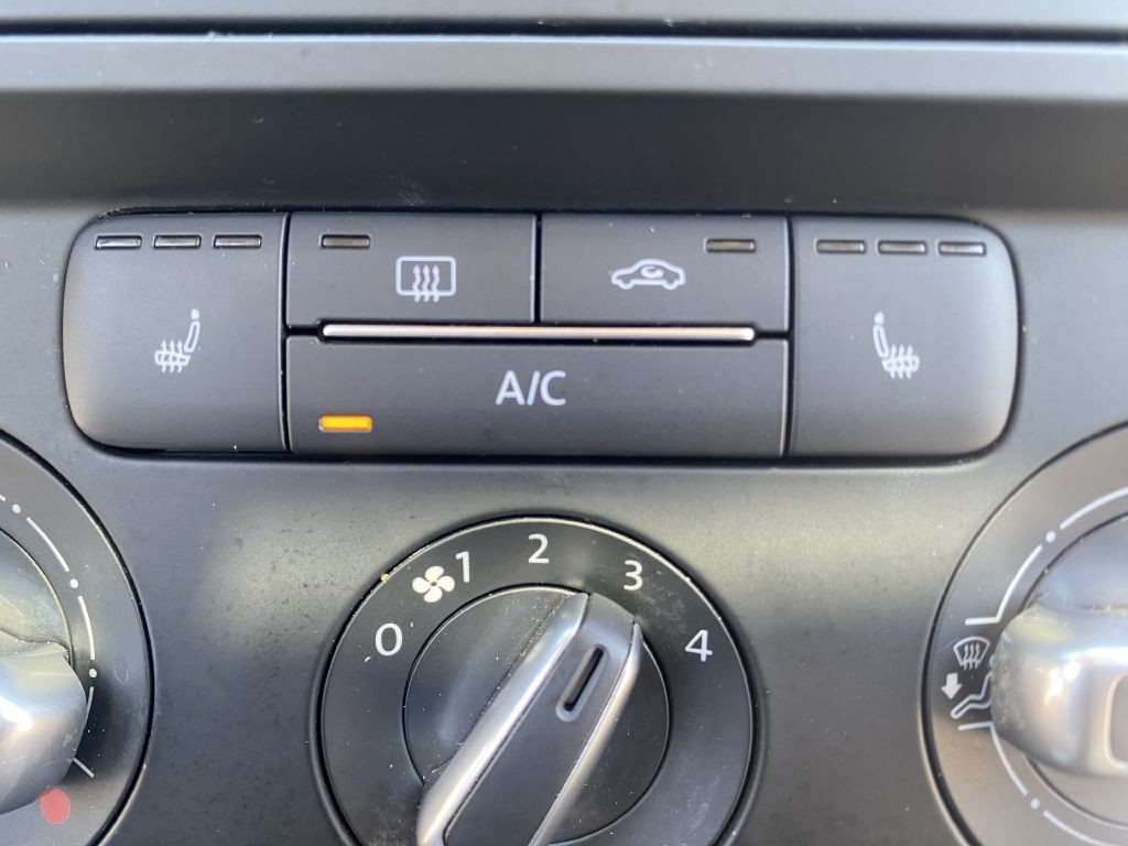 2017 Volkswagen Jetta Image 20