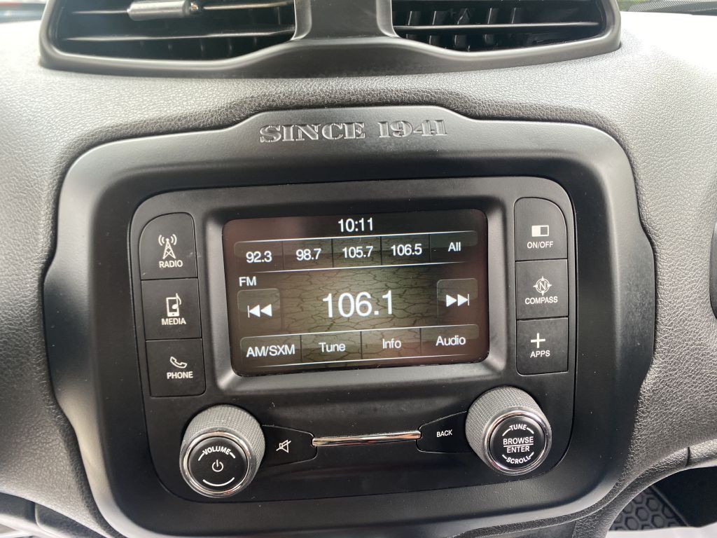 2016 Jeep Renegade Image 15
