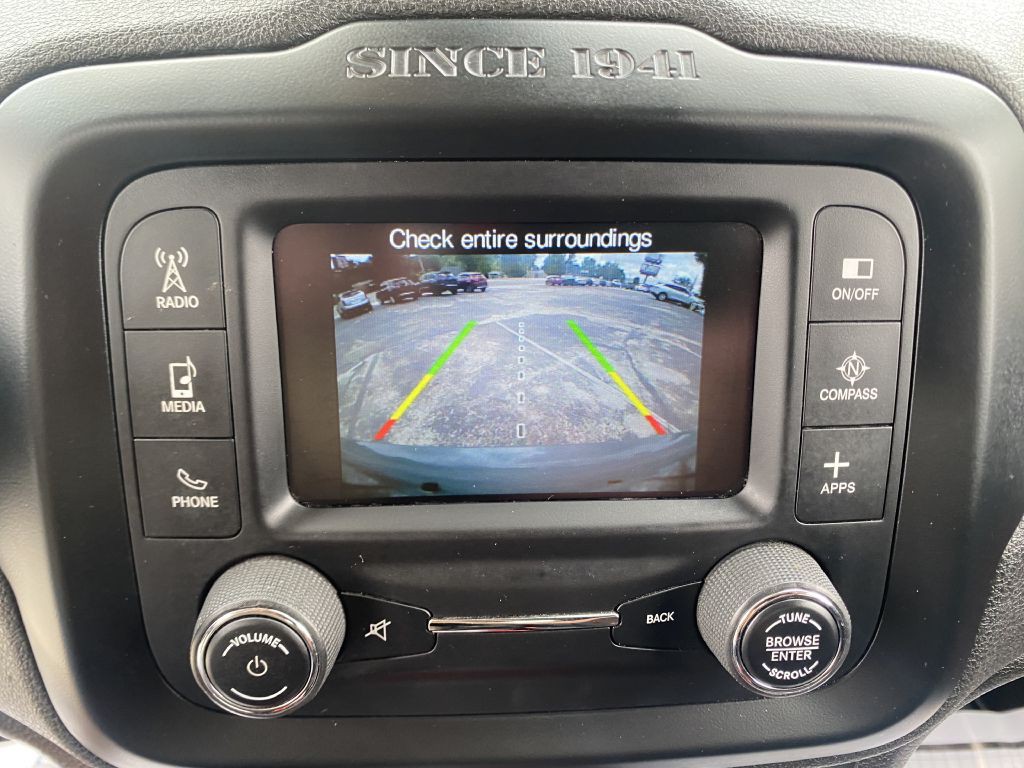 2016 Jeep Renegade Image 16