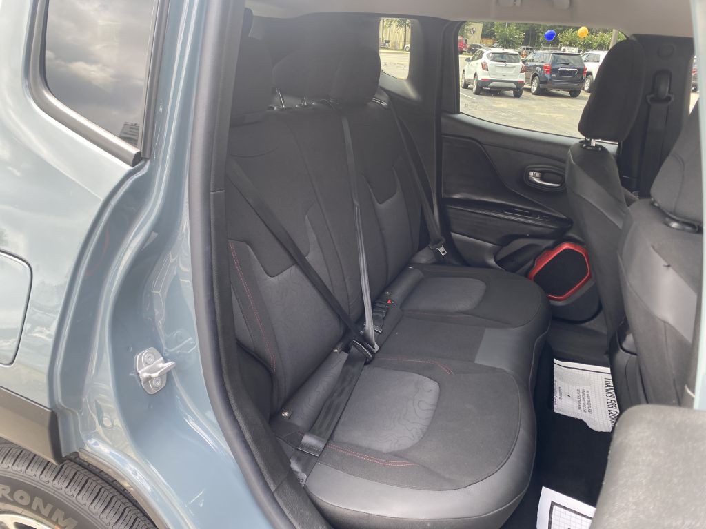 2016 Jeep Renegade Image 26