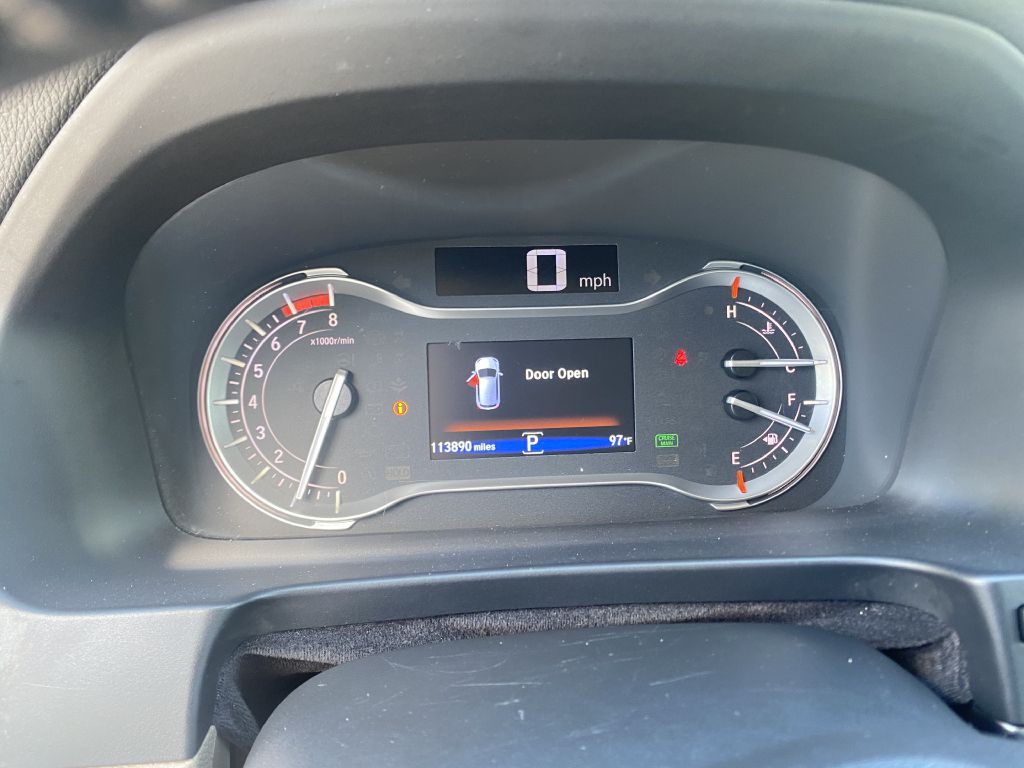 2018 Honda Pilot Image 8