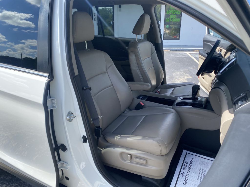 2018 Honda Pilot Image 18