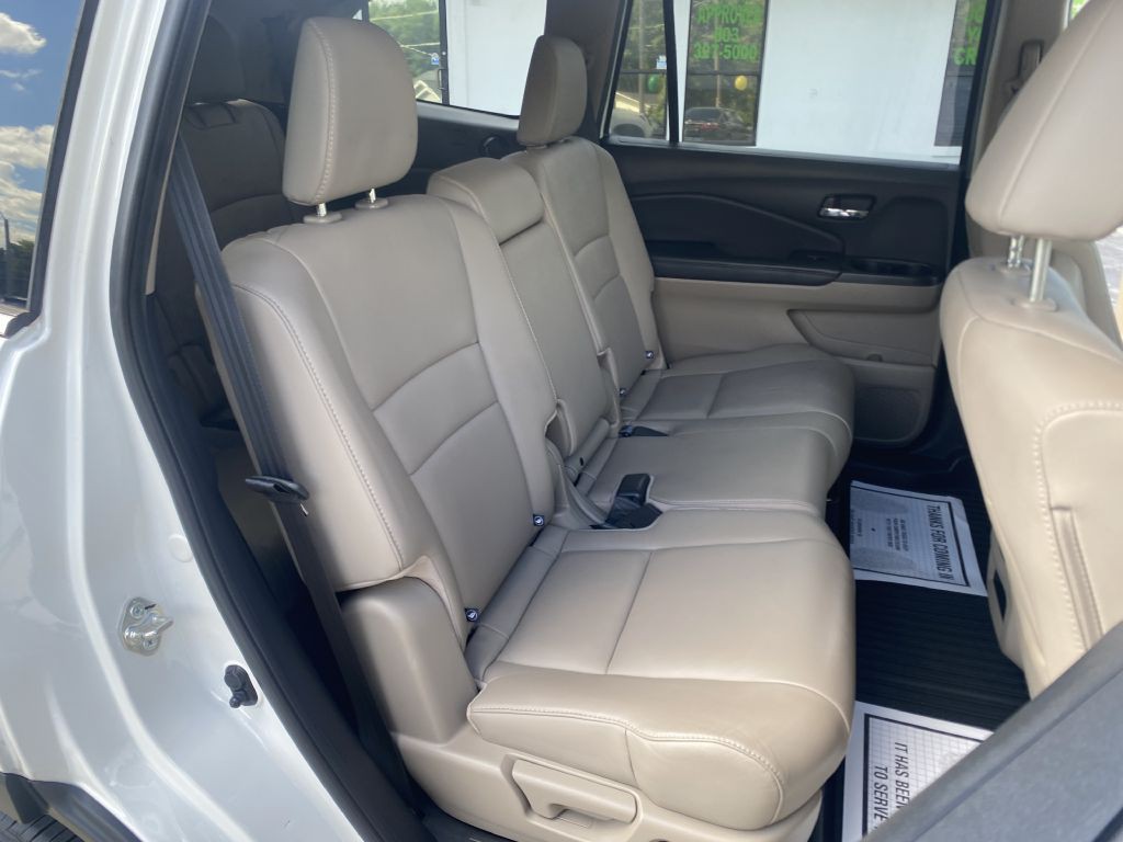 2018 Honda Pilot Image 23