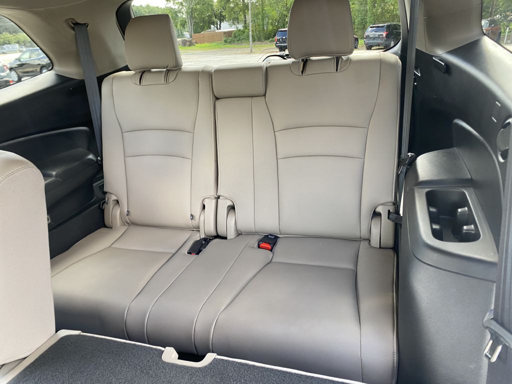 2018 Honda Pilot Image 25