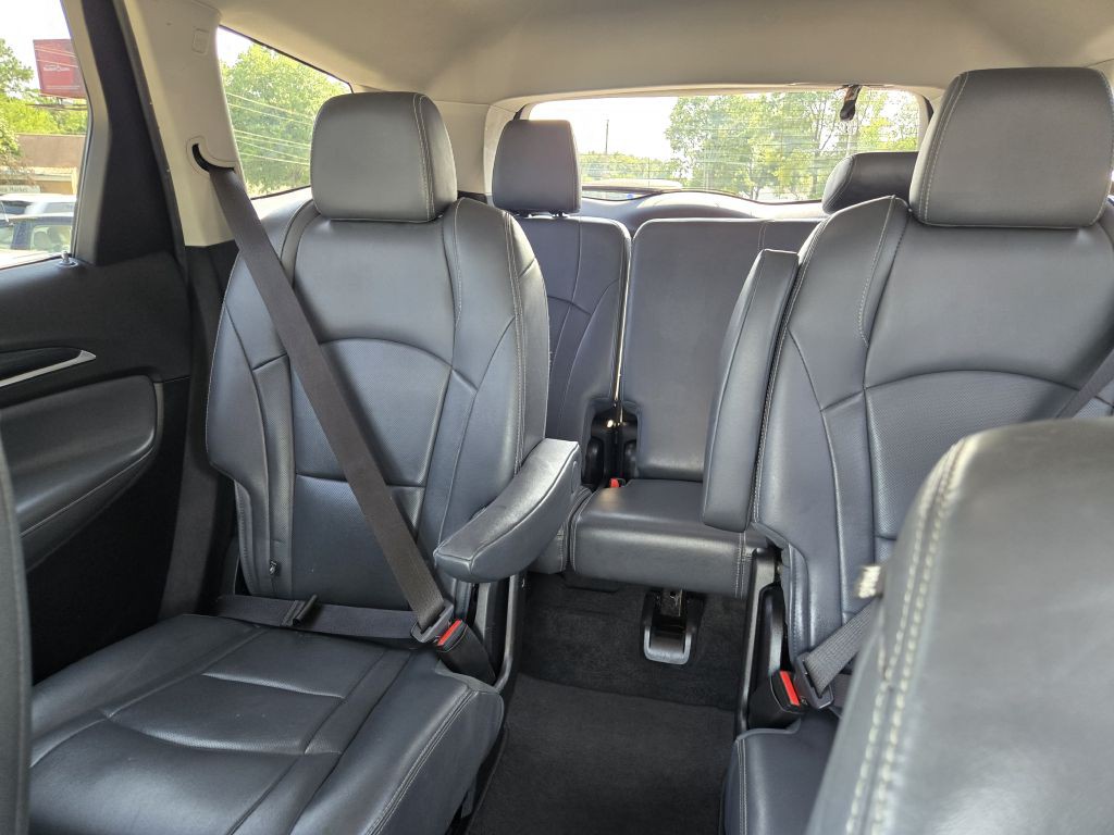 2019 Buick Enclave Image 22