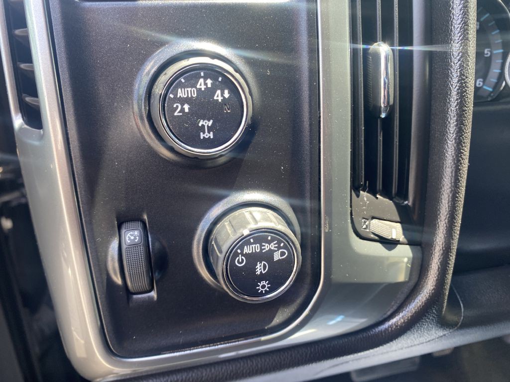 2015 Chevrolet Silverado 1500 Image 9