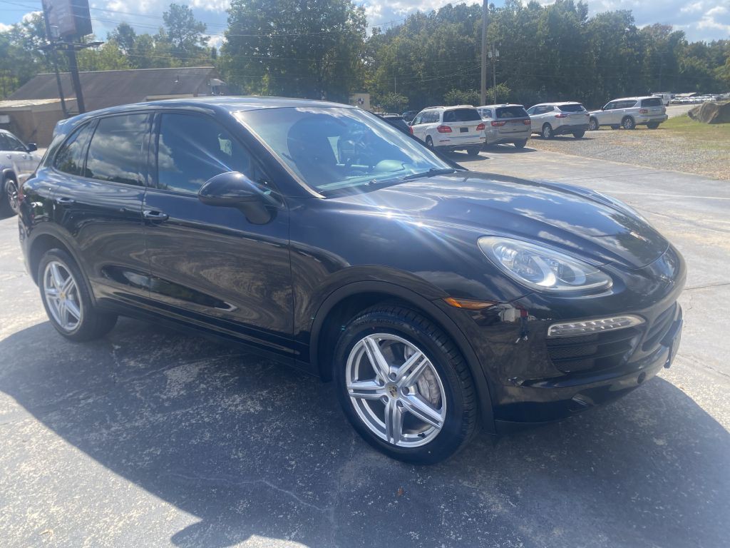 2012 Porsche Cayenne Image 1