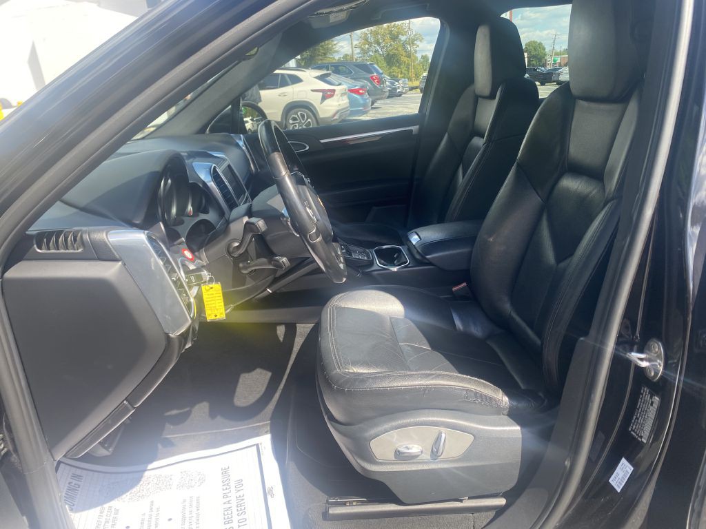 2012 Porsche Cayenne Image 5