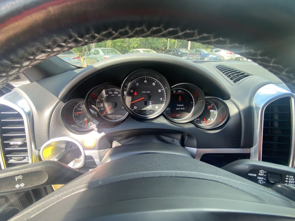 2012 Porsche Cayenne Image 19