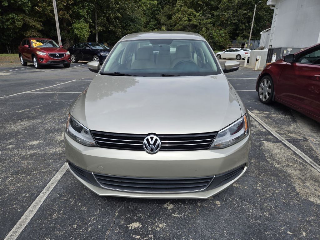 2013 Volkswagen Jetta Image 3