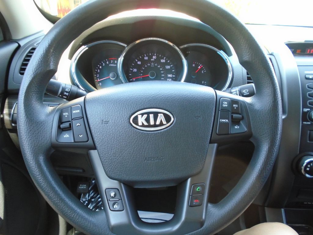 2012 Kia Sorento Image 18