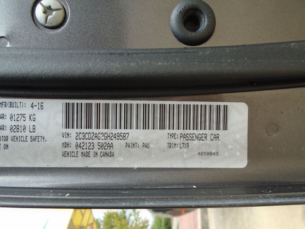 2016 Dodge Challenger Image 20