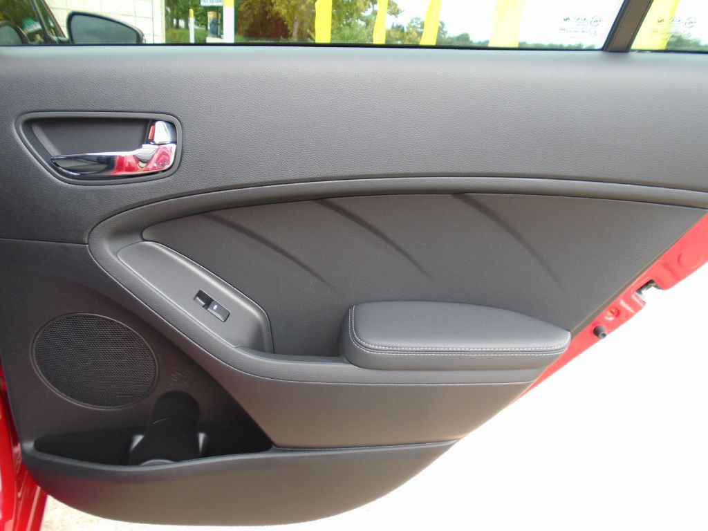 2014 Kia Forte Image 9