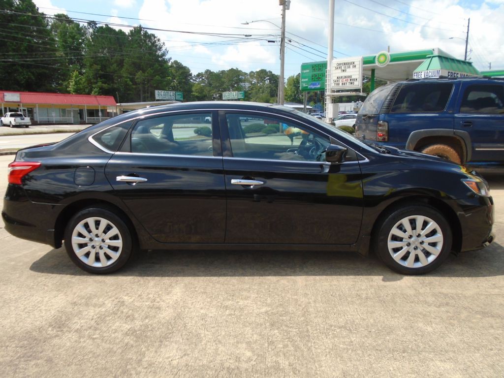 2017 Nissan Sentra Image 4