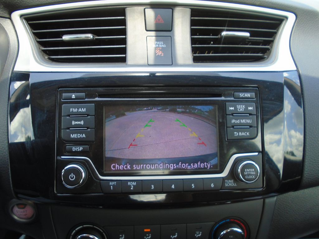 2017 Nissan Sentra Image 20