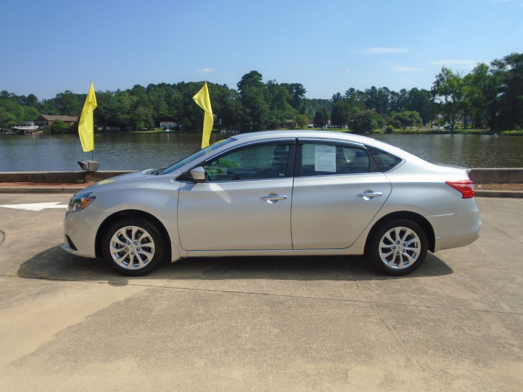 2017 Nissan Sentra Image 3
