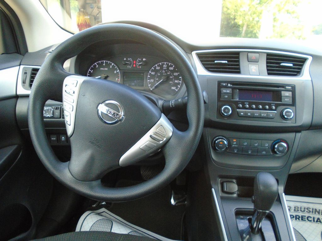 2017 Nissan Sentra Image 15