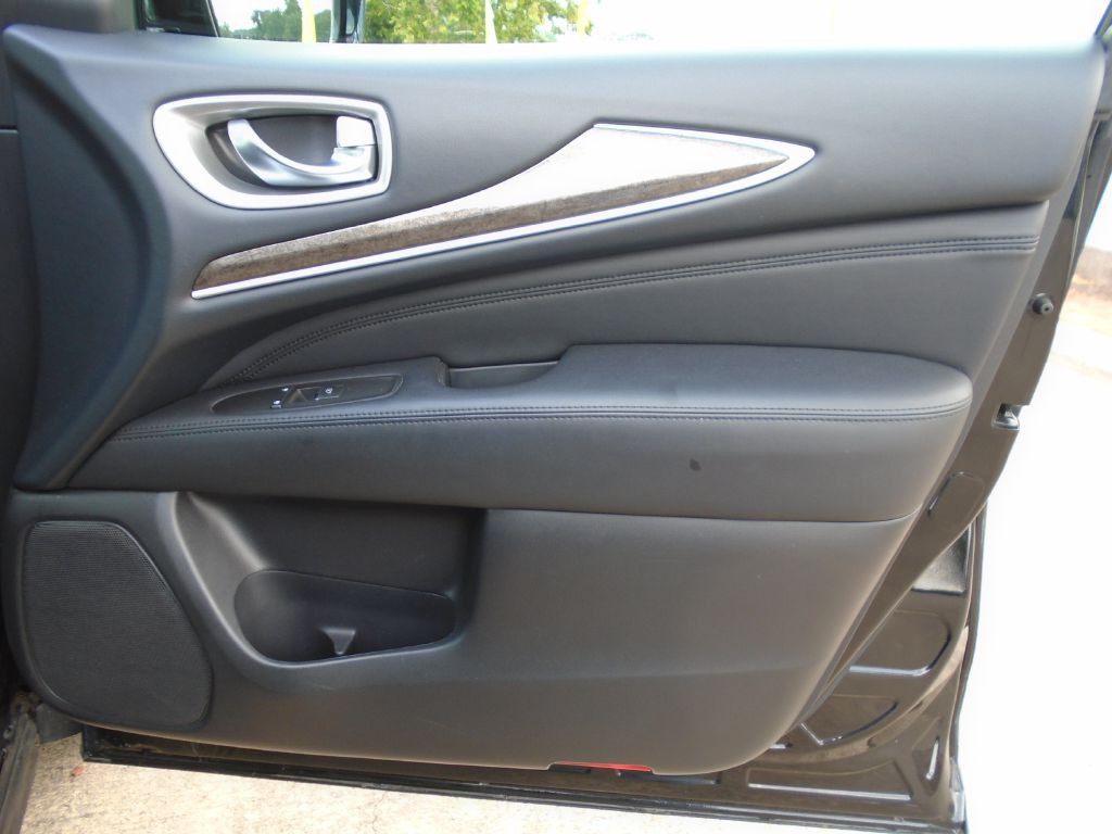 2013 INFINITI JX35 Image 8