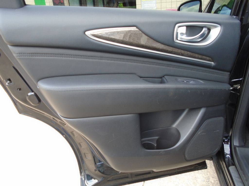 2013 INFINITI JX35 Image 10