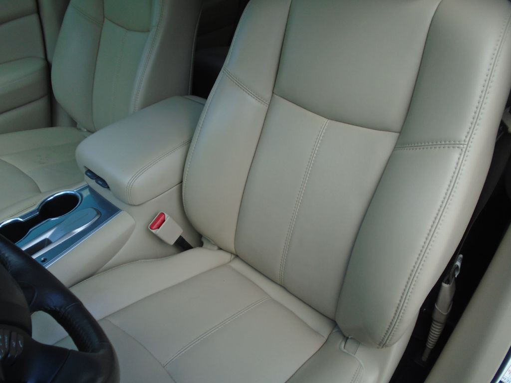 2017 Nissan Pathfinder Image 11