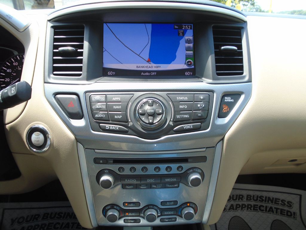 2017 Nissan Pathfinder Image 20