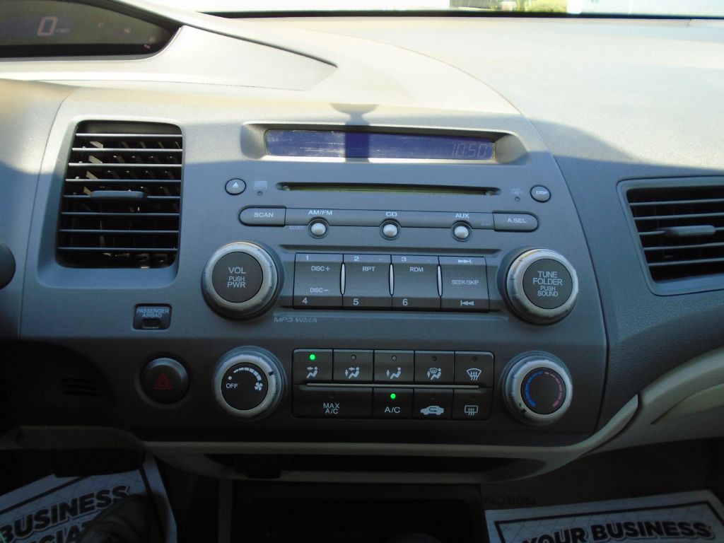 2010 Honda Civic Image 18