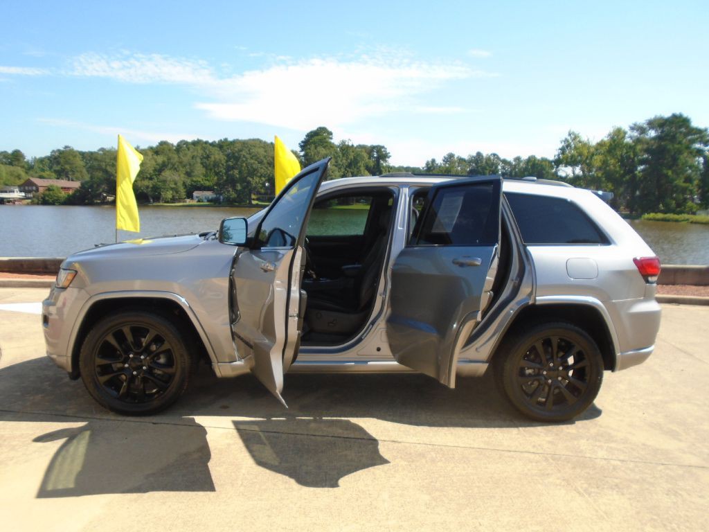 2018 Jeep Grand Cherokee Image 6